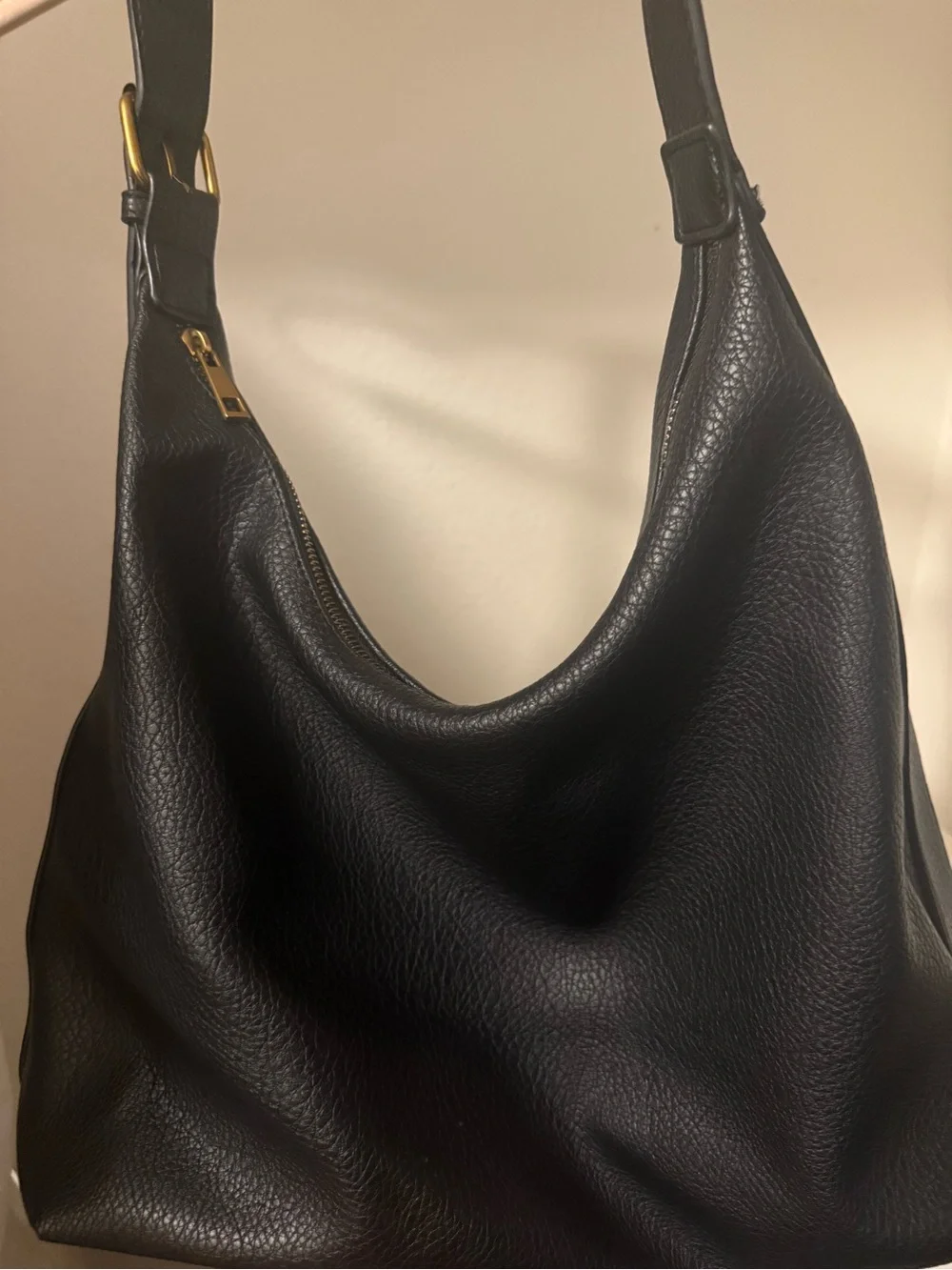 Black Old Navy Hobo Shoulder Bag